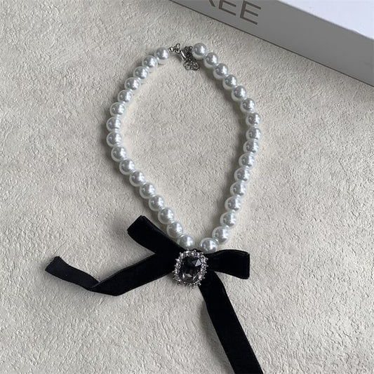 Wholesale Sample Faux Pearl Bow Choker