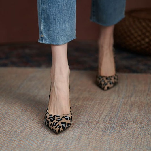 SampleHigh Heel Leopard Pumps