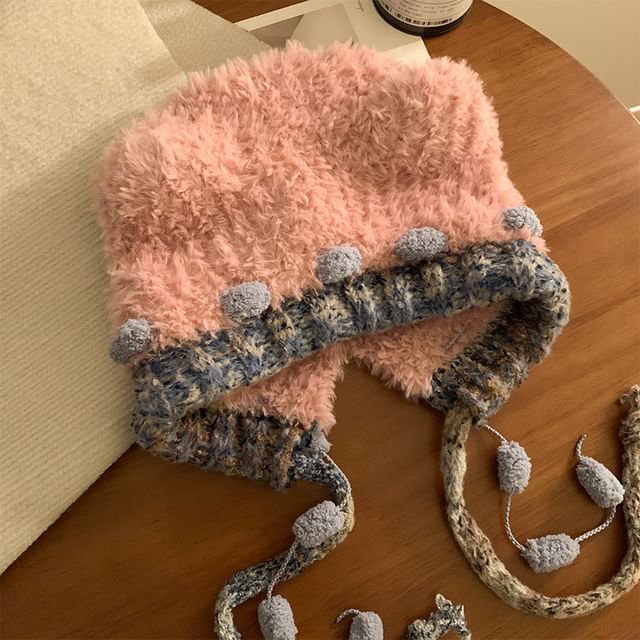 Ear Knit Panel Fluffy Bear Hat