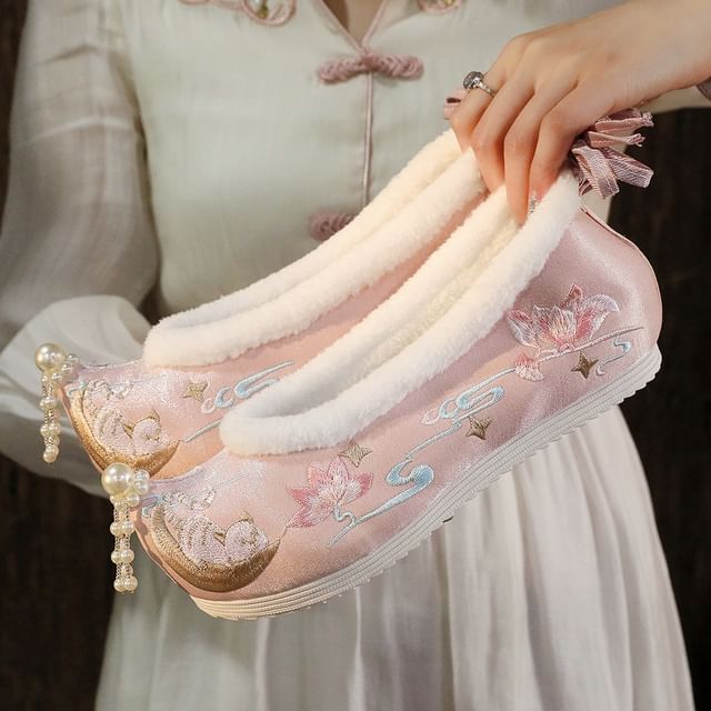 Sample Embroidered Fleece Trim Flats