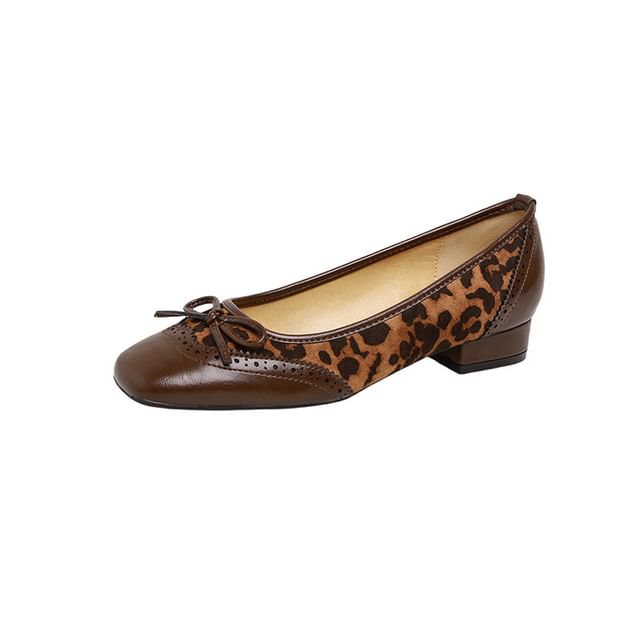 Faux Accent Heel Print Pumps Panel Leopard Brogue Low Bow Leather
