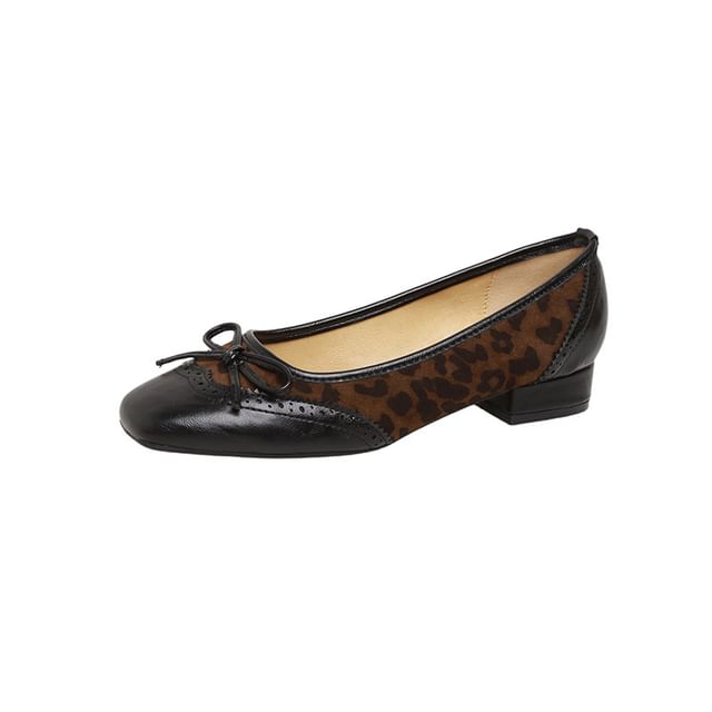 Faux Accent Heel Print Pumps Panel Leopard Brogue Low Bow Leather