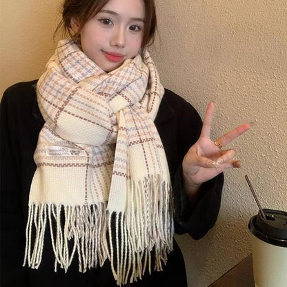 Scarf Fringed Plaid