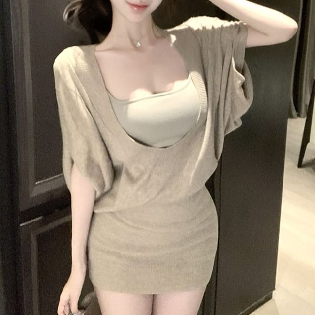 SamplePlain Camisole Top / Elbow-Sleeve Mini Sheath Dress