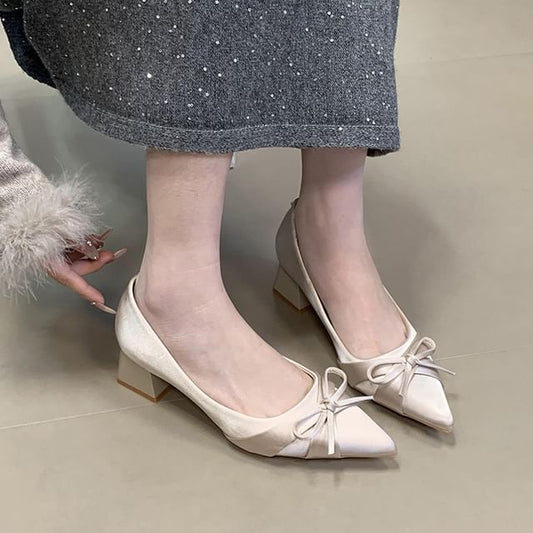 Chunky Heel Bow Pumps