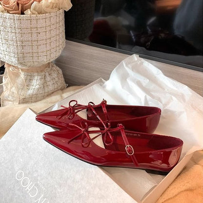 Mary Pointed Jane Flats Bow