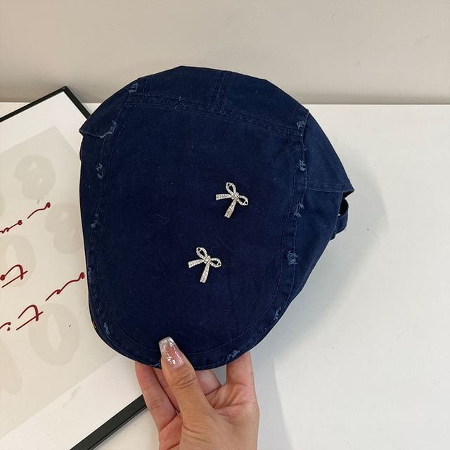 Plain Bow Distressed Flat Cap