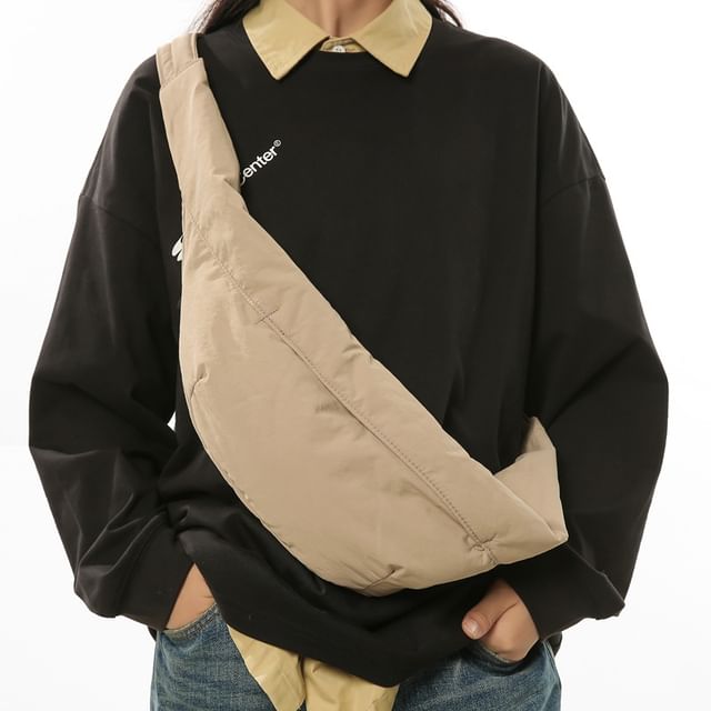 Sample Plain Sling Bag