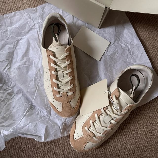 Sneakers Two Lace-Up Tone Genuine Leather