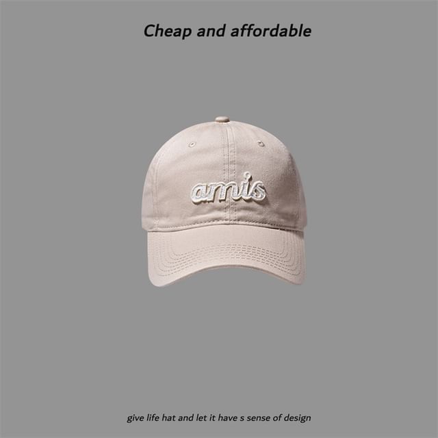 Cap Embroidered Letter
