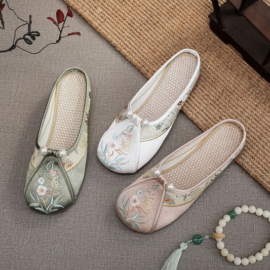 Pearl Floral Faux Mules Embroidered