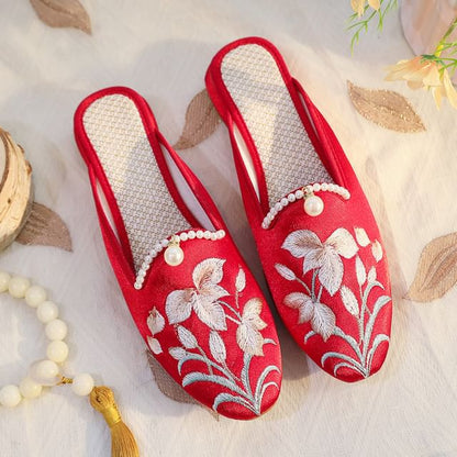 Faux Floral Pearl Mules Embroidered