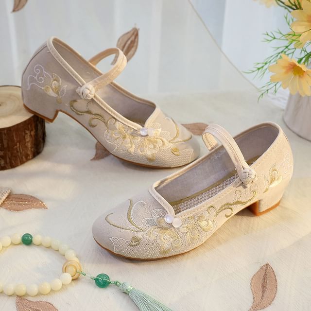 Shoes Embroidered Heel Block