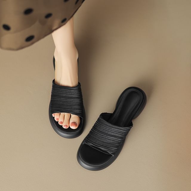 Plain Platform Slide Sandals