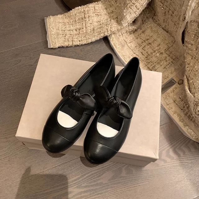 Tone Leather Faux Two Flats Bow Ballet