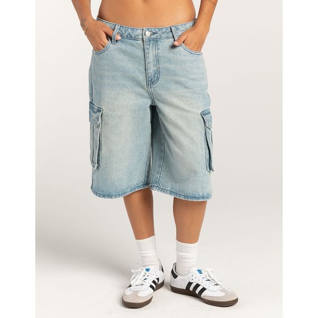 Low Waist Washed Pocket Wide-Leg Denim Shorts