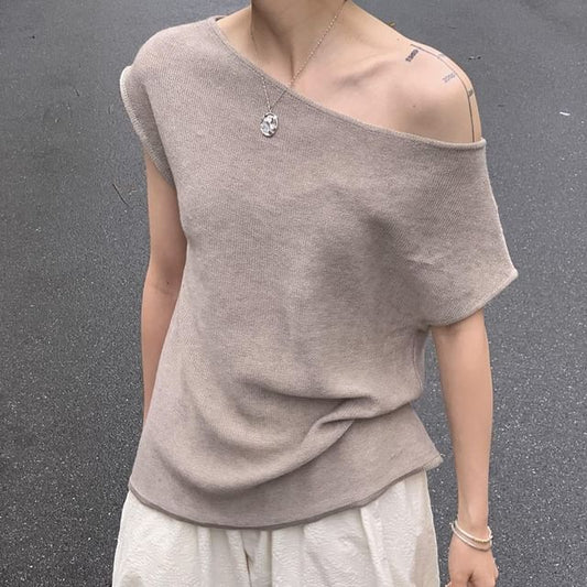 Knit Off-Shoulder Top Plain Short-Sleeve