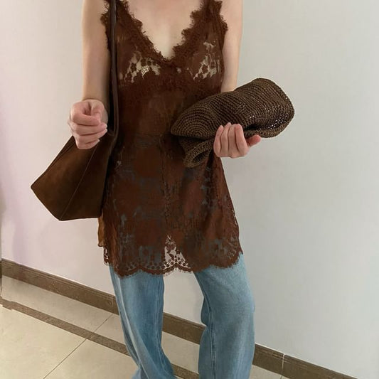 Wholesale Sample Spaghetti Strap V-Neck Plain Lace Cami Top