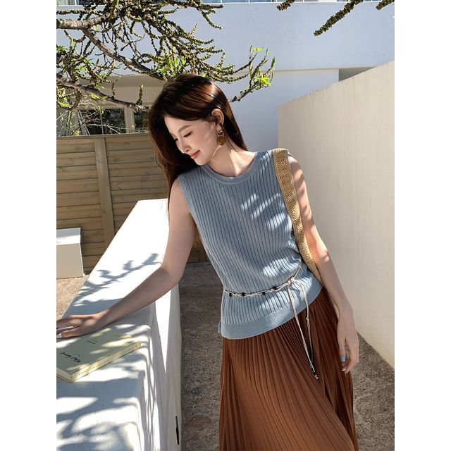 Wholesale Sample Sleeveless Crew Neck Plain Ribbed Knit Top