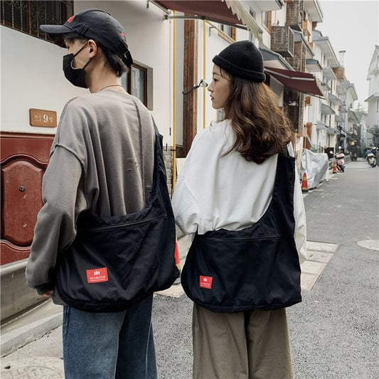 Messenger Tag Bag Lettering