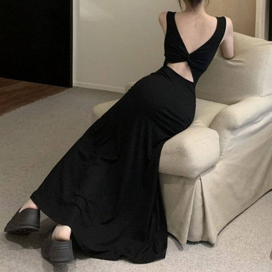 Sleeveless Maxi Neckline Bowknot Dress Backless