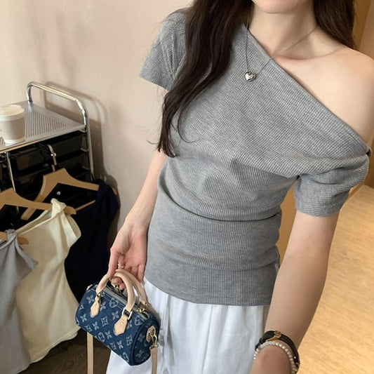 Tee Plain Asymmetrical Short-Sleeve