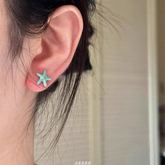 Stud Alloy Starfish Asymmetrical Earring