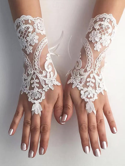 Fingerless White Elegant Bridal Gloves Vintage Lace – Wedding