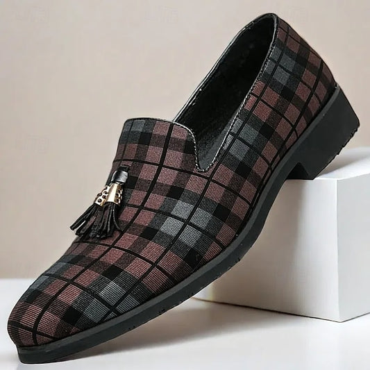 Wholesale SampleMen's Plaid Loafers with Tassel Decoration – Elegant