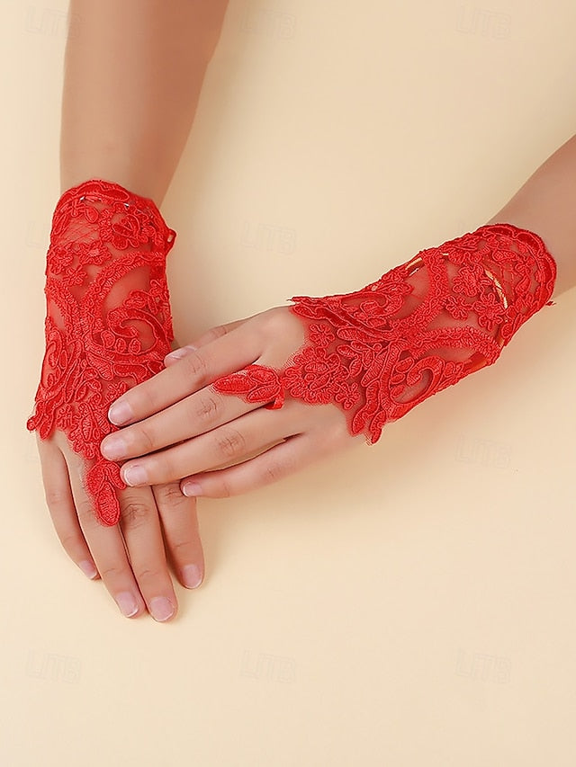 Fingerless White Elegant Bridal Gloves Vintage Lace – Wedding