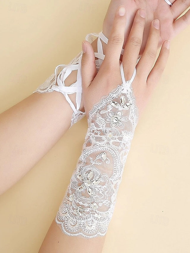 Lace with Accessories – Gloves Wedding Pearls Bridal Elegant