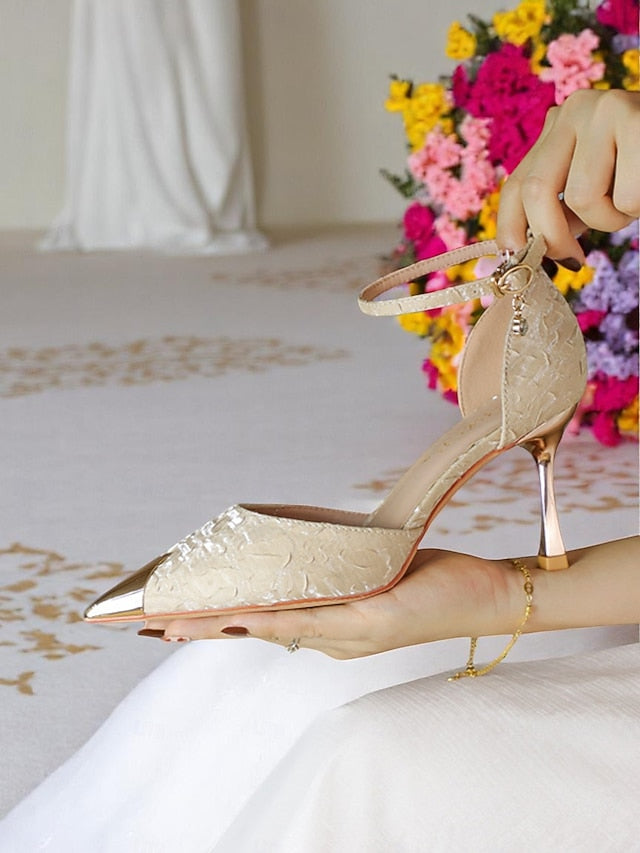 Toe Beige Women's and with Gold Pointed Heels Satin Accents